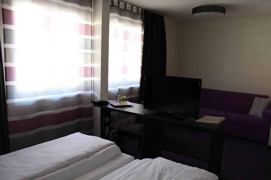 Amiga Hotel Muenchen Messe エクステリア 写真